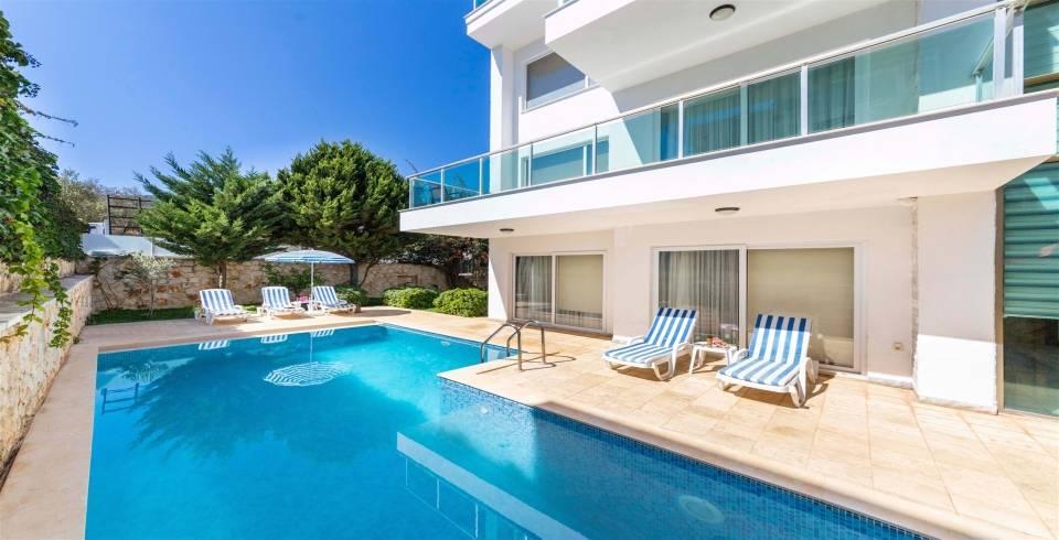 Kaş Kalkan'da Kalabalık Gruplara Uygun, Özel Havuzlu, Konforlu Villa-40027