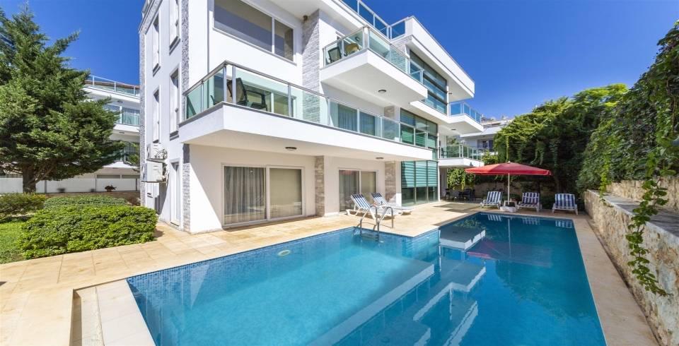 Kaş Kalkan'da Kalabalık Gruplara Uygun, Özel Havuzlu, Konforlu Villa-40027