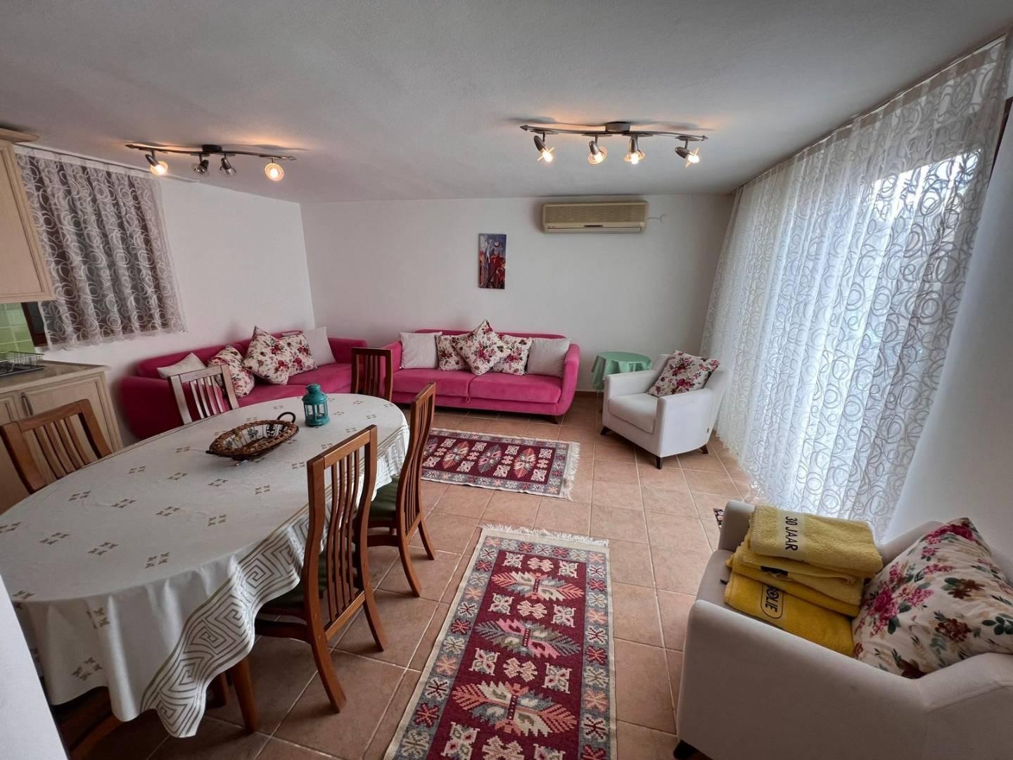 Kaş Kalkan'da Merkeze Yakın Konumda, Özel Havuzlu, 2+1 Villa-42021