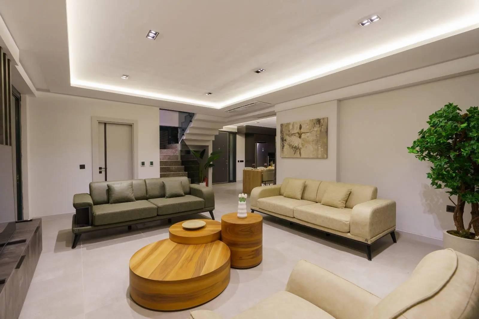 Kaş Kalamar Bölgesinde Merkezi Konumda, Özel Havuzlu, Kiralık Villa-43088