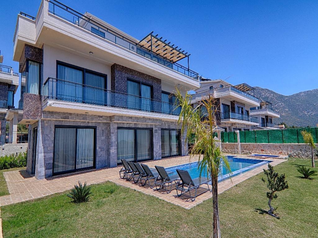 Kaş Kalkan'da Modern Tasarımlı, Özel Havuzlu, Kiralık Villa