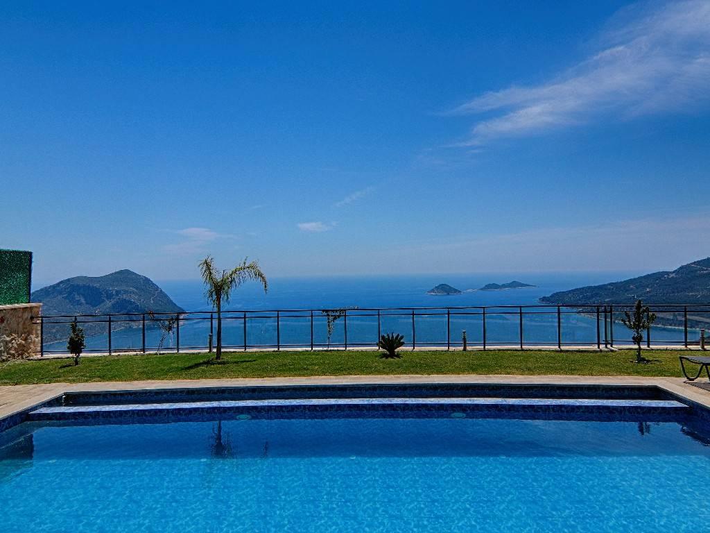 Kaş Kalkan'da Modern Tasarımlı, Özel Havuzlu, Kiralık Villa-35296