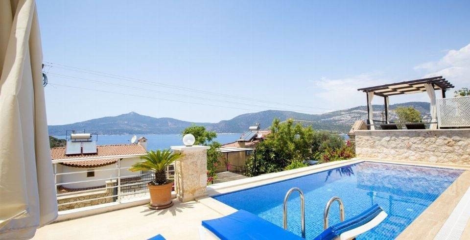 Kaş Kalkan'da Göz Alıcı Deniz Manzaralı, Özel Havuzlu, 3+1 Villa
