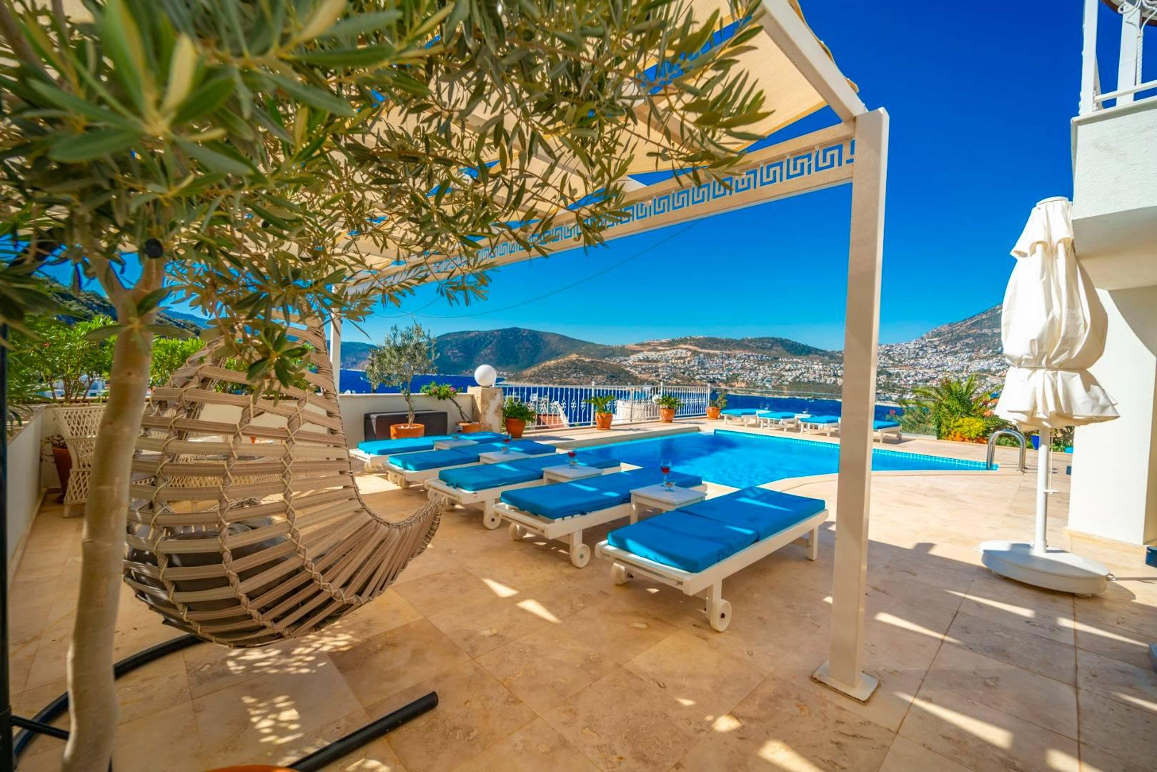Kaş Kalkan'da Doğa ve Deniz Manzaralı, Özel Havuzlu, Şık Villa-41548