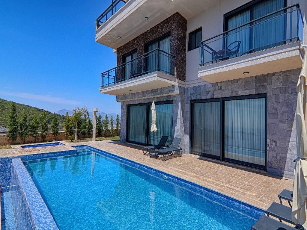 Kaş Kalkan'da Muhteşem Doğada, Özel Havuzlu, Şık Kiralık Villa-35297