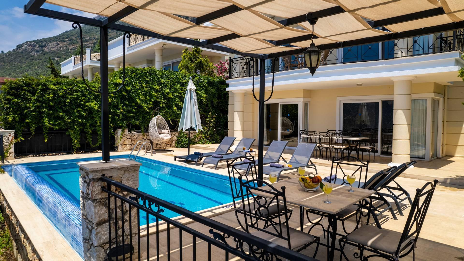 Kaş Kalkan'da Göz Alıcı Deniz Manzaralı, Özel Havuzlu, Jakuzili Villa-11568