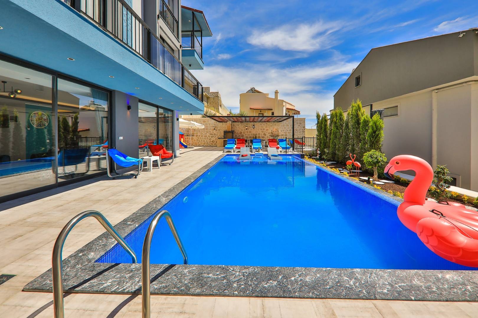 Kaş Kalkan'da Panoramik Deniz Manzaralı, Özel Havuzlu, Modern Villa