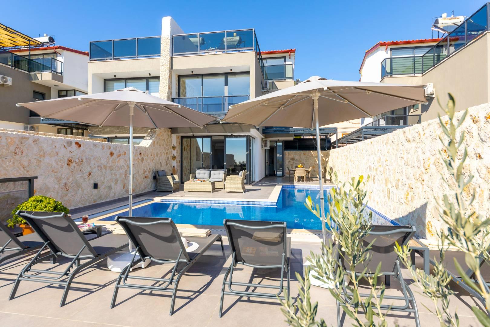 Kaş Kalkan'da Tasarımıyla Büyüleyen, Özel Havuzlu, Modern Villa-43683