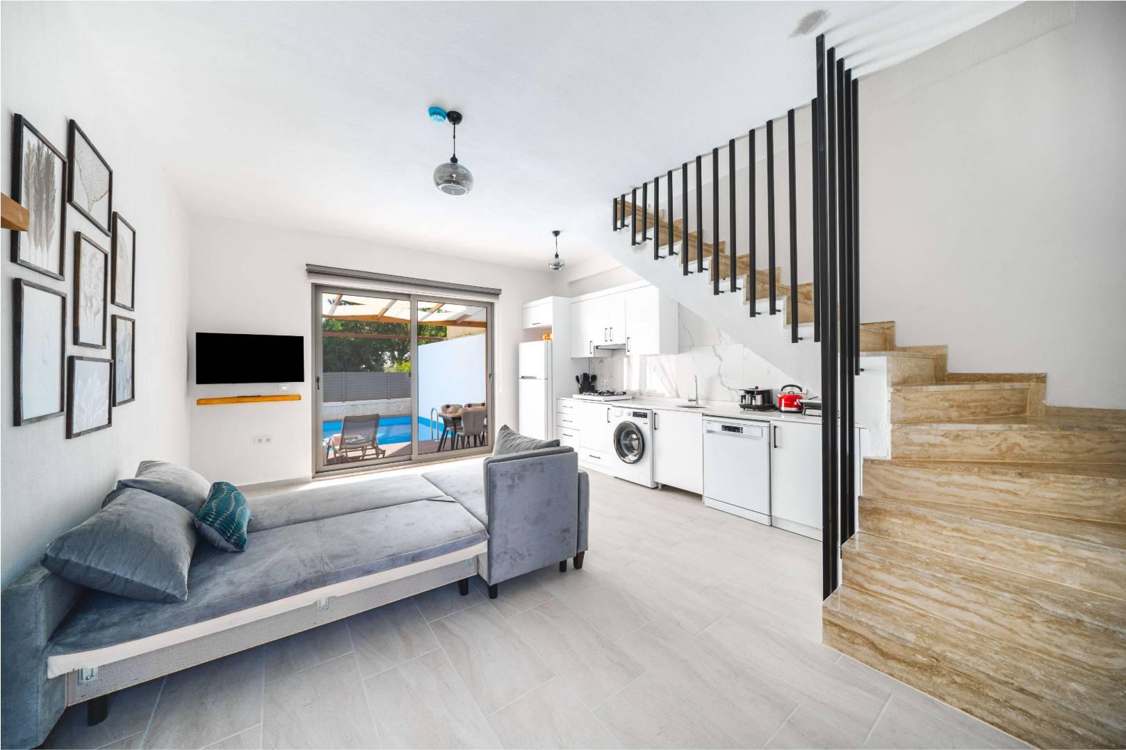 Kaş Kasaba'da Göz Alıcı Doğada, Özel Havuzlu, Konforlu Villa-43100