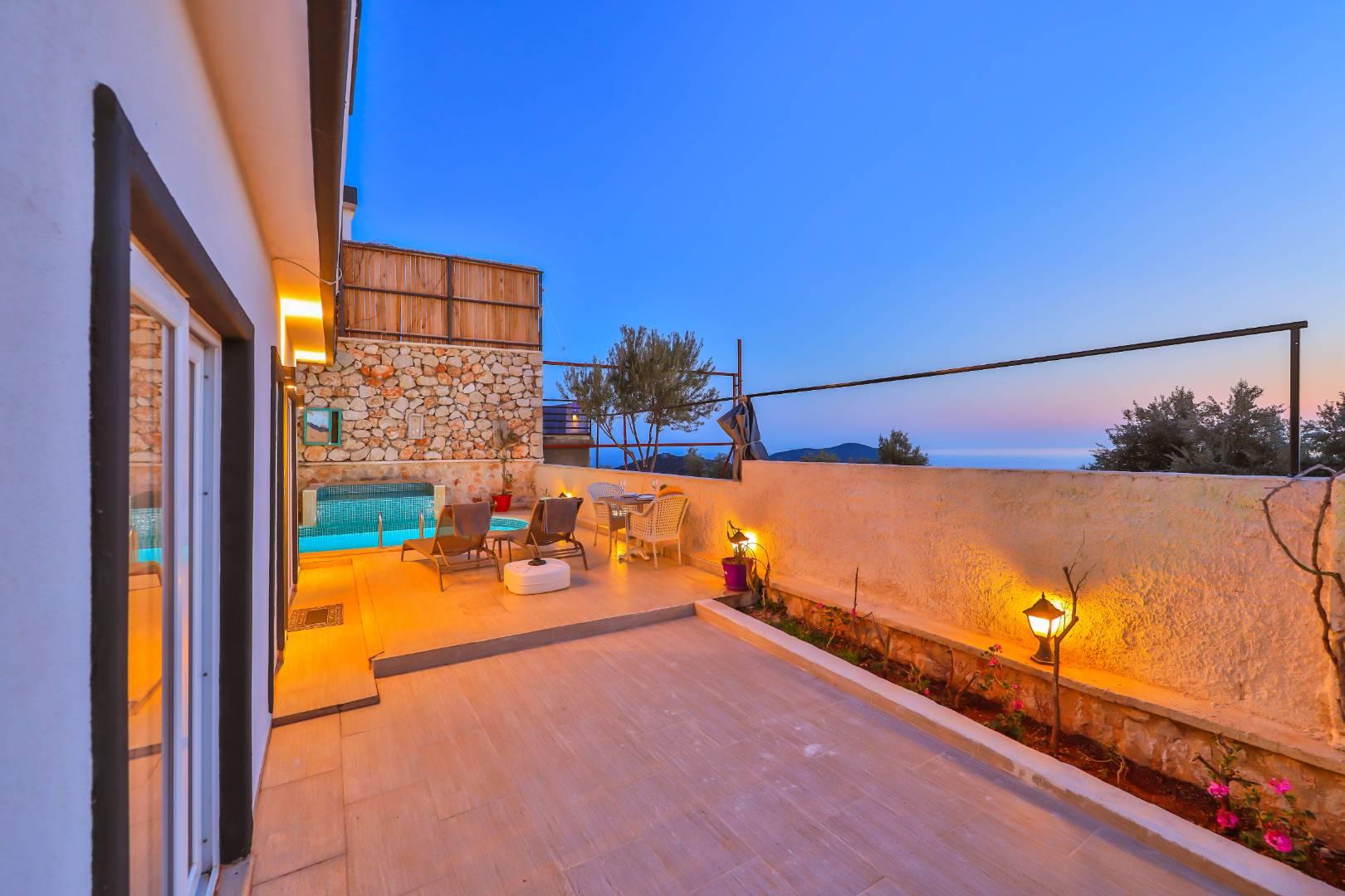 Kaş Kördere'de Balayı Çiftlerine Uygun, Özel Havuzlu, Jakuzili Villa-43201