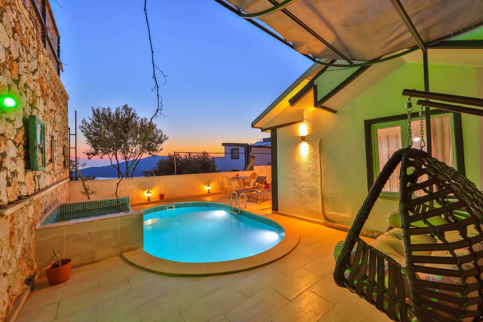 Kaş Kördere'de Balayı Çiftlerine Uygun, Özel Havuzlu, Jakuzili Villa-43201