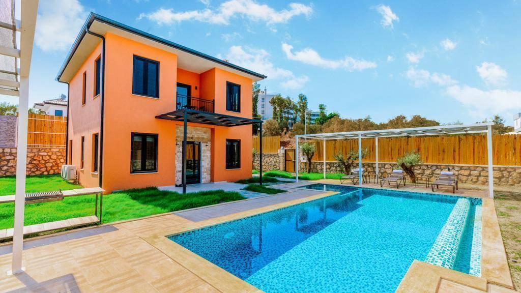 Kaş Patara'da Ferah Bahçeli, Özel Havuzlu, Saunalı, Jakuzili Villa-35340