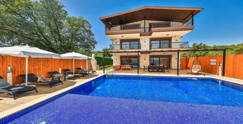 Kaş Pınarbaşı'nda Sakin Konumda, Özel Havuzlu, Modern Villa-40438