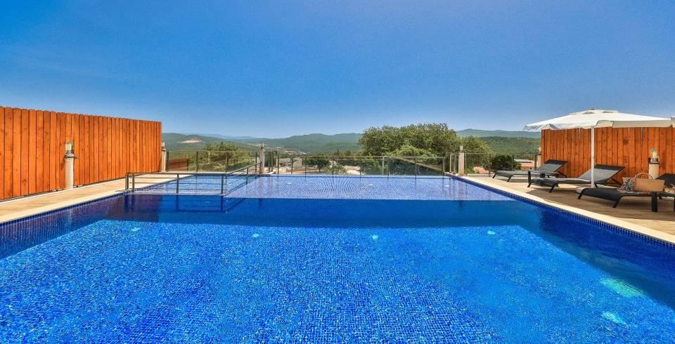 Kaş Pınarbaşı'nda Sakin Konumda, Özel Havuzlu, Modern Villa-40438