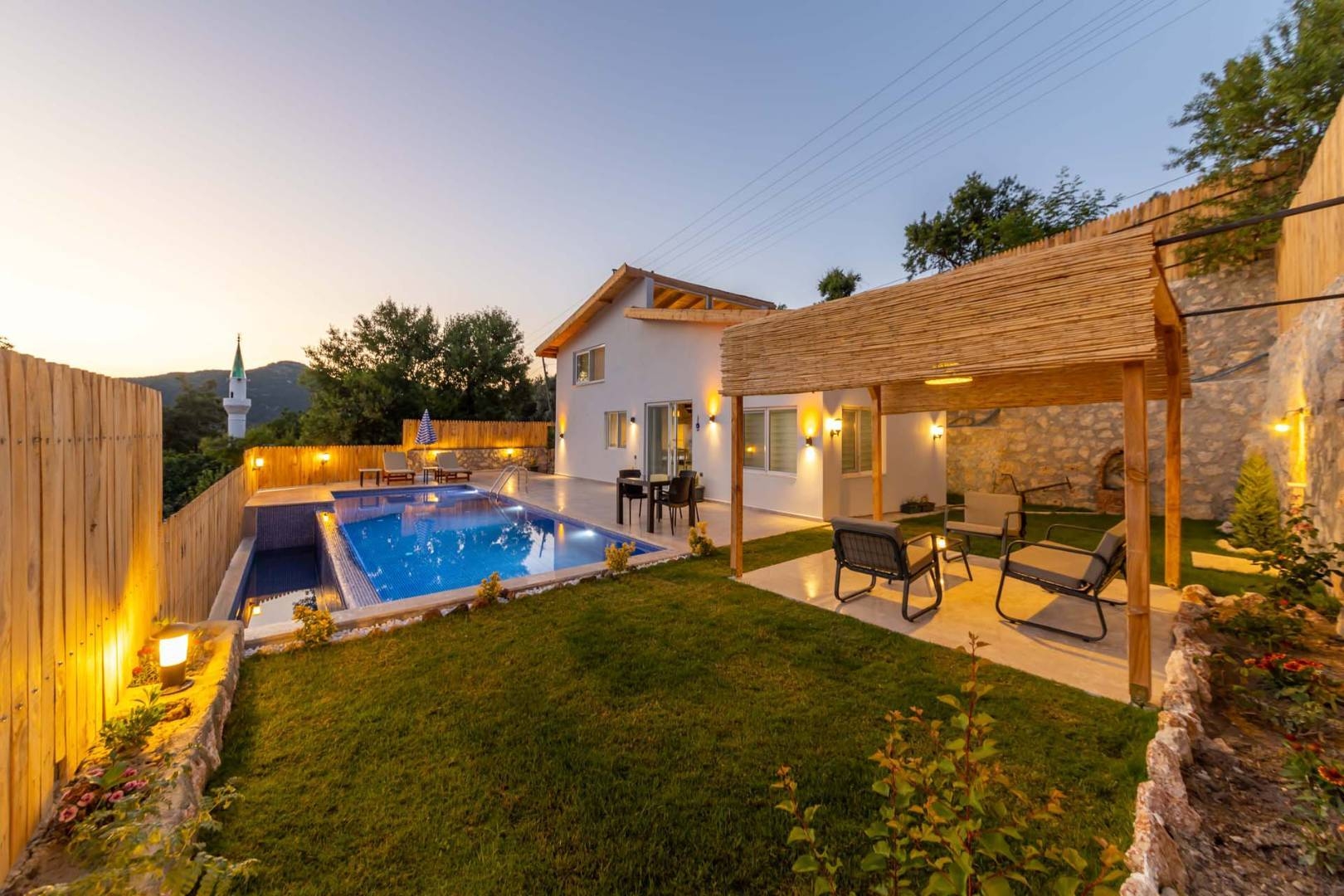 Kaş Sarıbelen'de Gözlerden Uzak Konumda, Özel Havuzlu, Tatil Villası