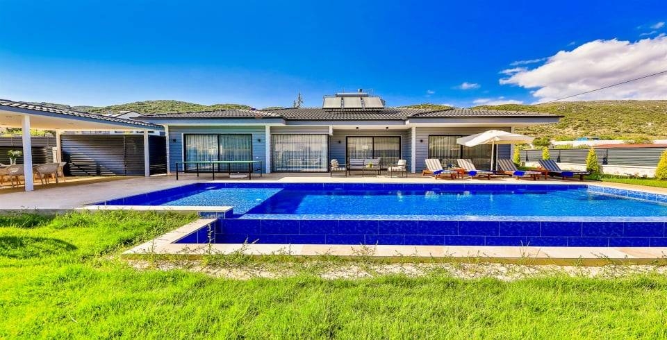 Kaş Sarıbelen'de Muhteşem Doğada, Özel Havuzlu, 4 Kişilik Villa