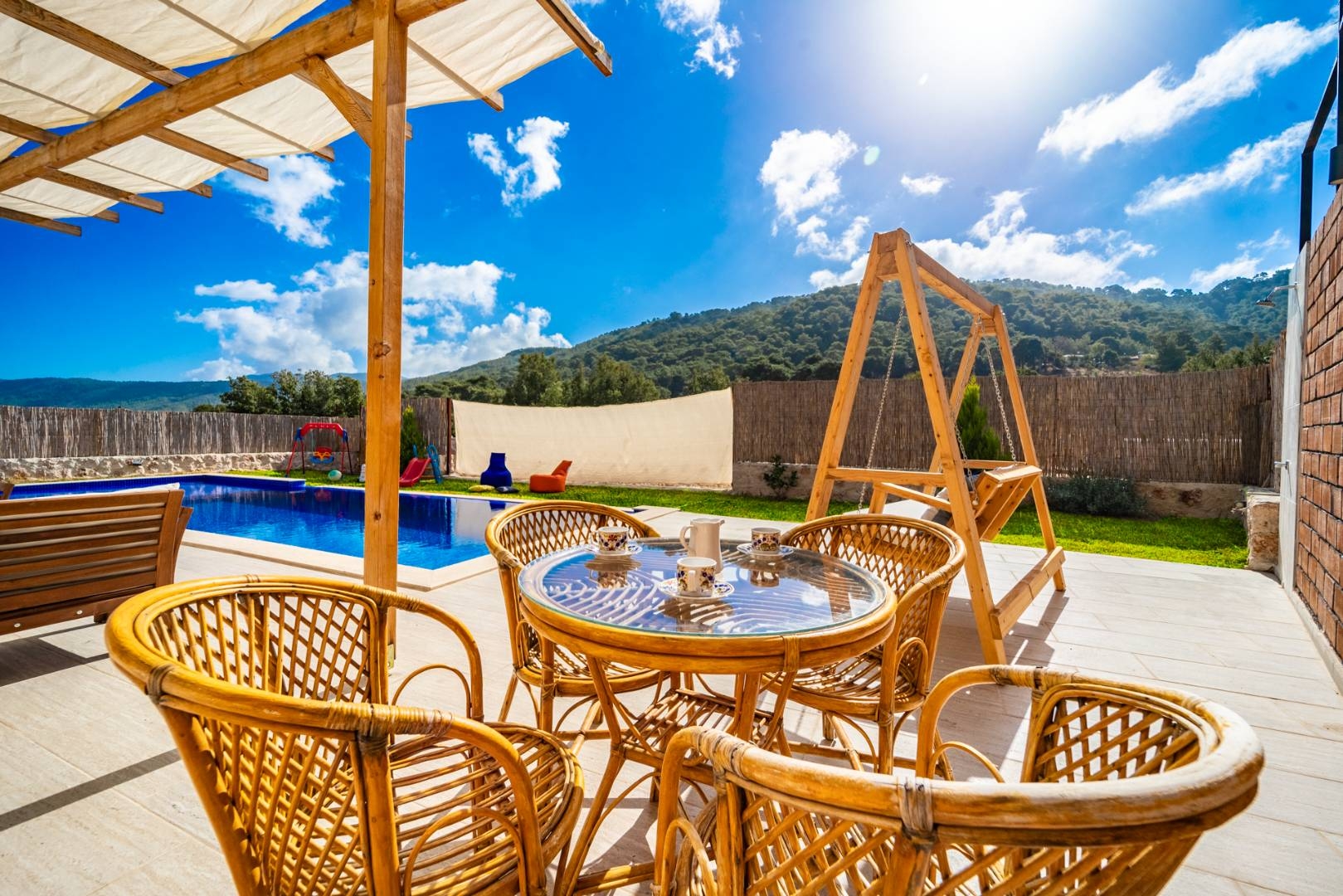 Kaş Sarıbelen'de Enfes Doğa İçerisinde, Özel Havuzlu, Taş Villa