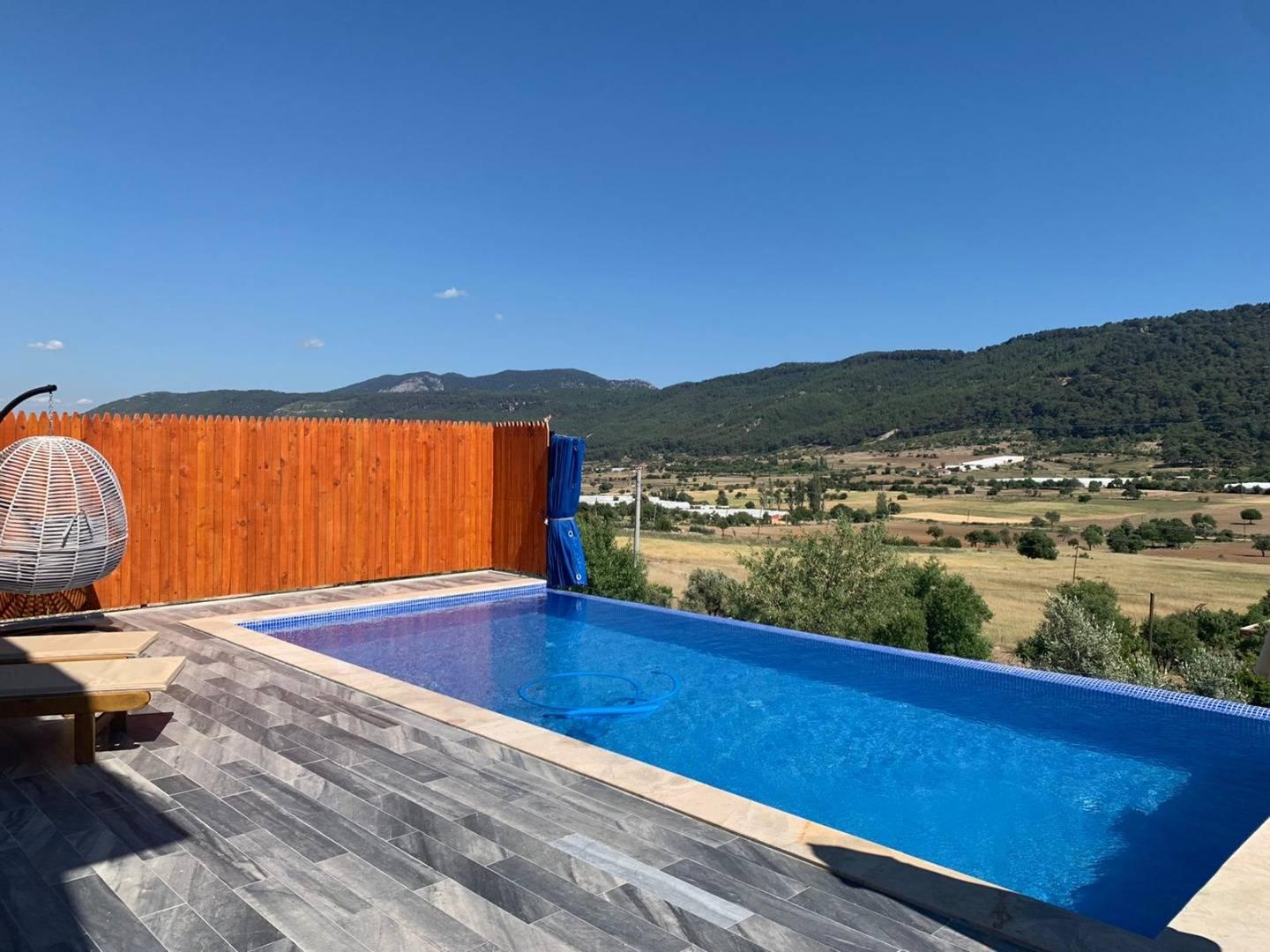 Kaş Sarıbelen'de Balayı Çiftlerine Uygun, Özel Havuzlu, Şık Villa-43824