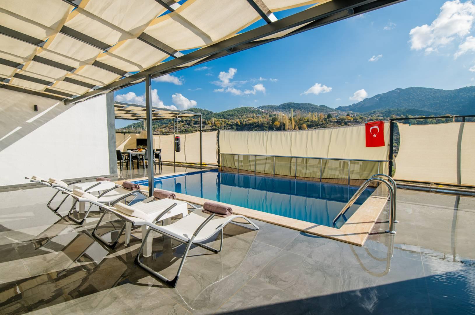 Kaş Sarıbelen'de Çekirdek Ailelere Uygun, Özel Havuzlu, Şık Villa-43554