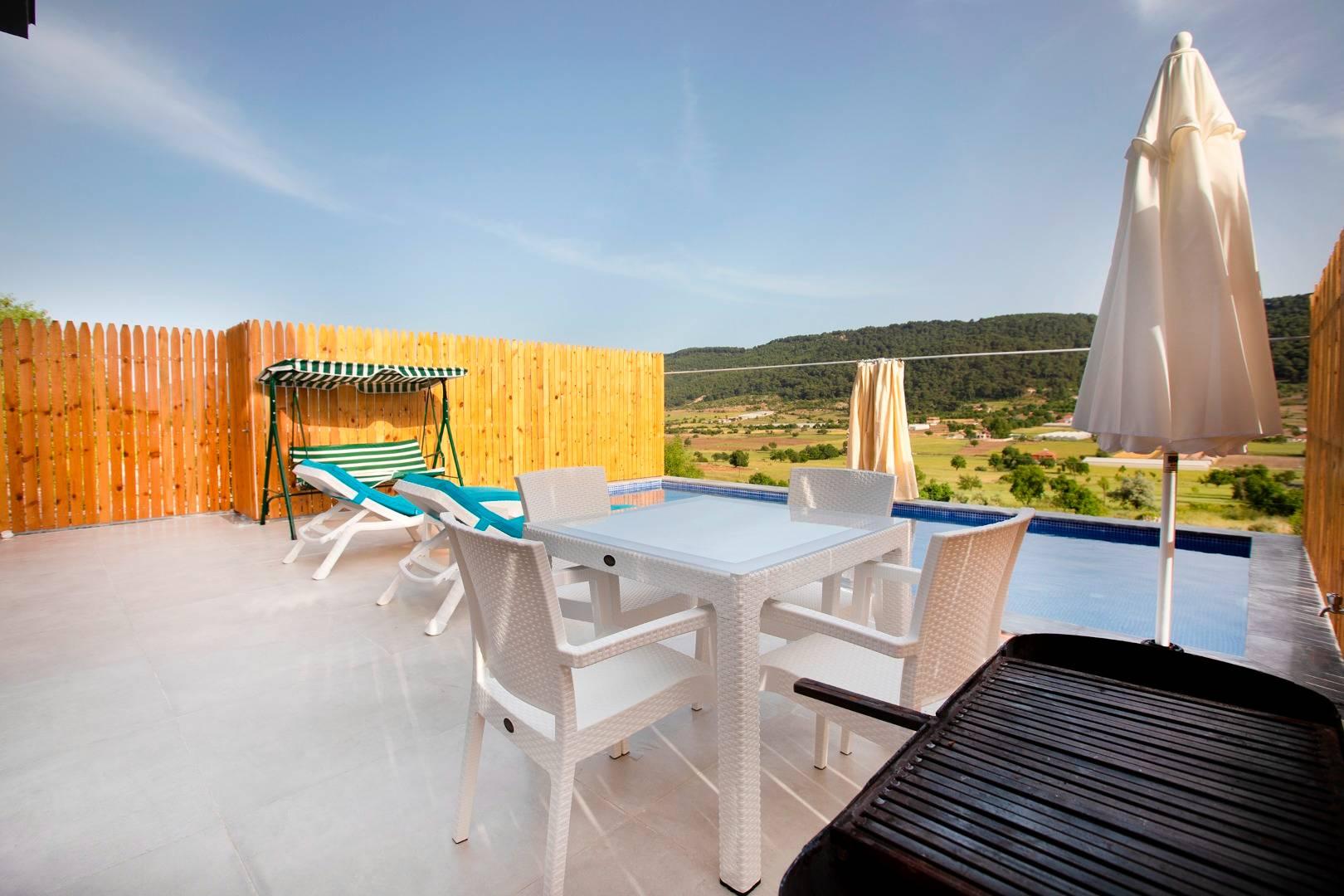 Kaş Sarıbelen'de Doğa İçerisinde, Özel Havuzlu, 1+1 Villa-43825