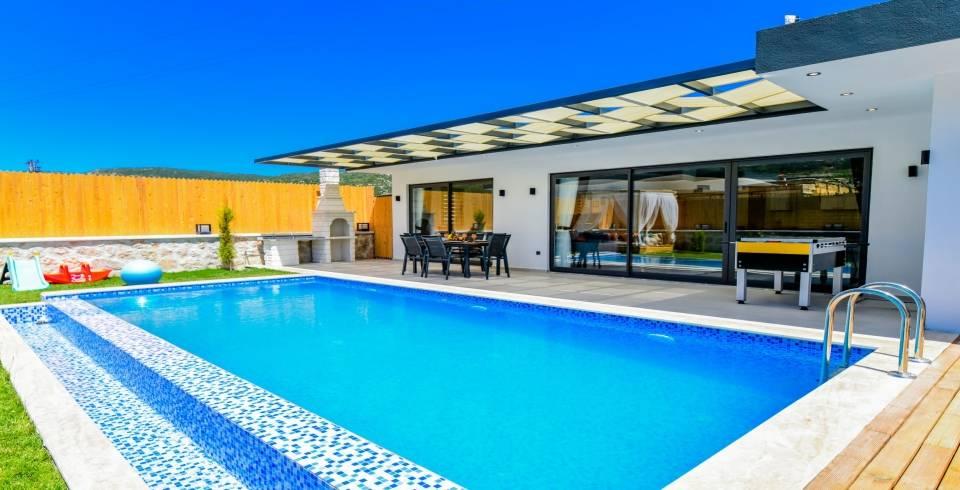 Kaş Sarıbelen'de Doğa İçerisinde, Özel Havuzlu, Şık Kiralık Villa-40146