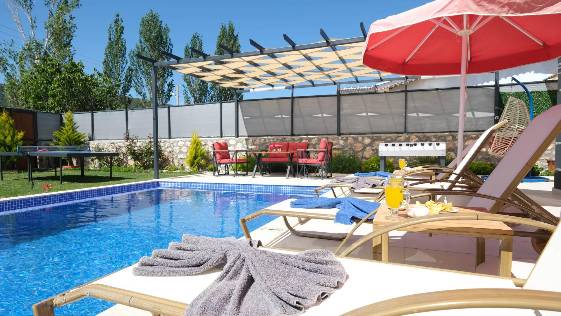 Kaş Sarıbelen'de Huzurlu Konumda, Özel Havuzlu, Jakuzili Villa-42615