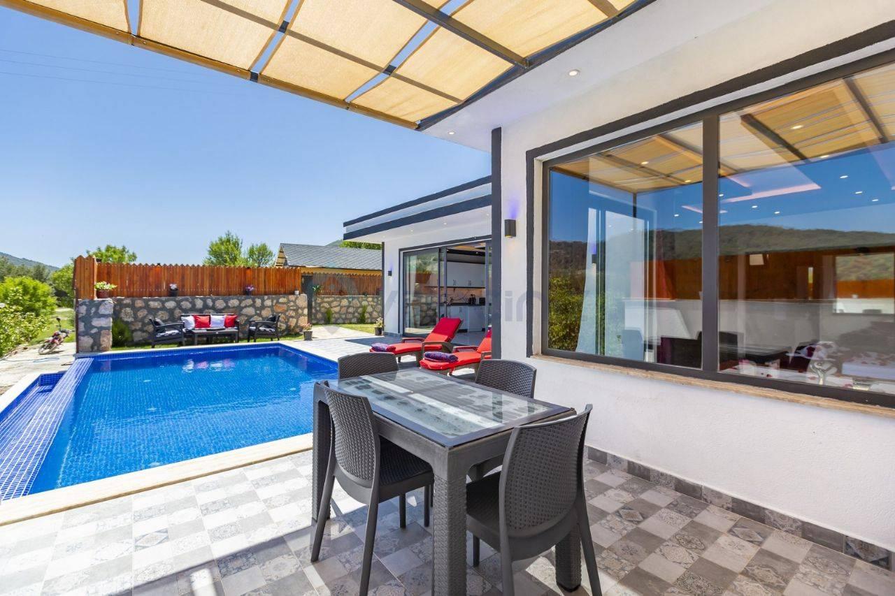 Kaş Sarıbelen'de Sakin Konumda, Özel Havuzlu, Balayı Villası-41226