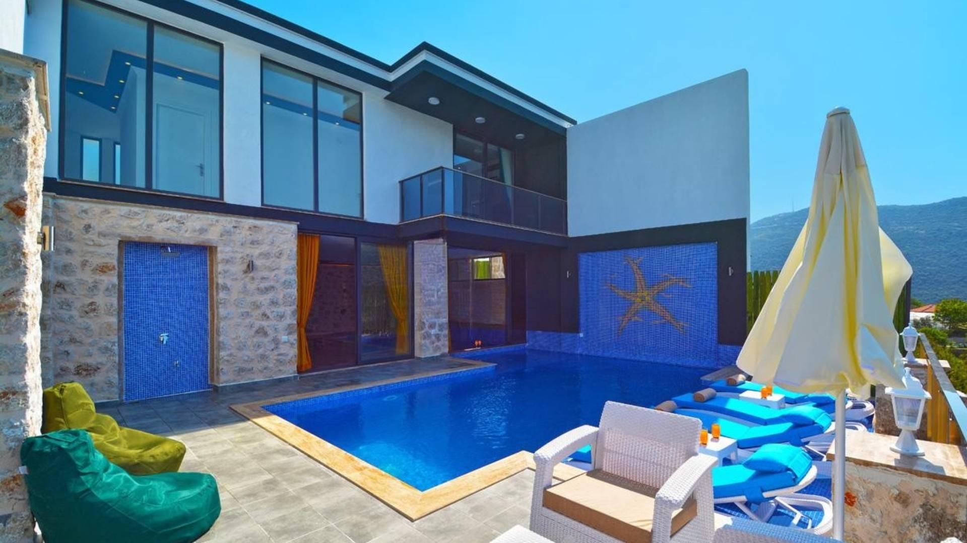 Kaş Sarıbelen'de Huzurlu Doğada, Özel Havuzlu, Lüks Villa-41700