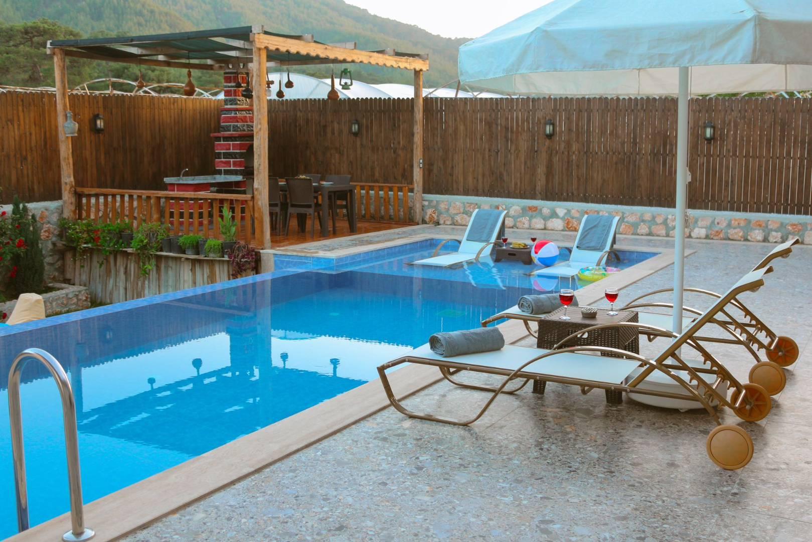 Kaş Sarıbelen'de Taş Mimarili, Özel Havuzlu, Jakuzili Villa-39959