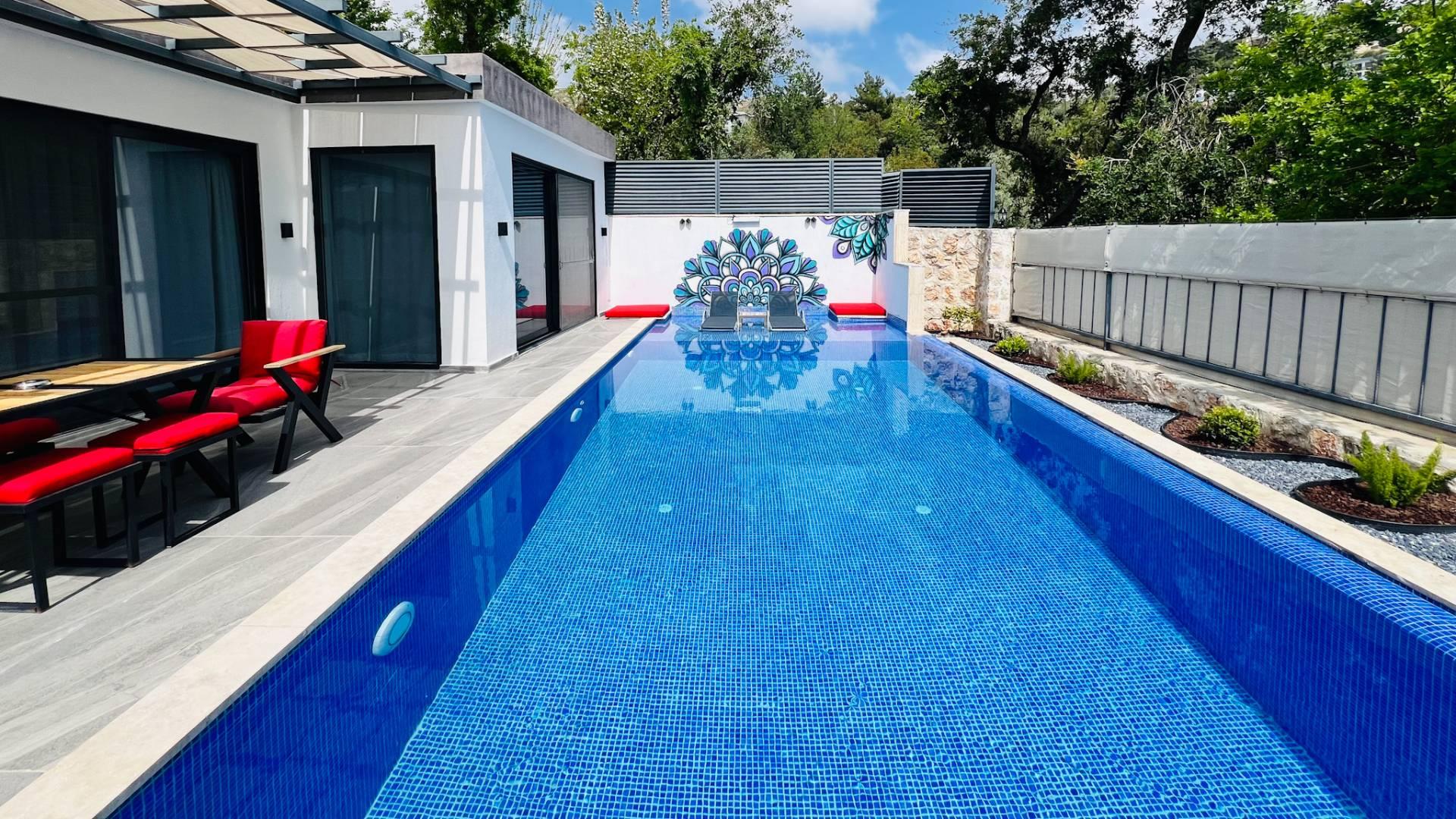 Kaş Üzümlü'de Balayı Çiftlerine Uygun, Özel Havuzlu, Modern Villa-35653