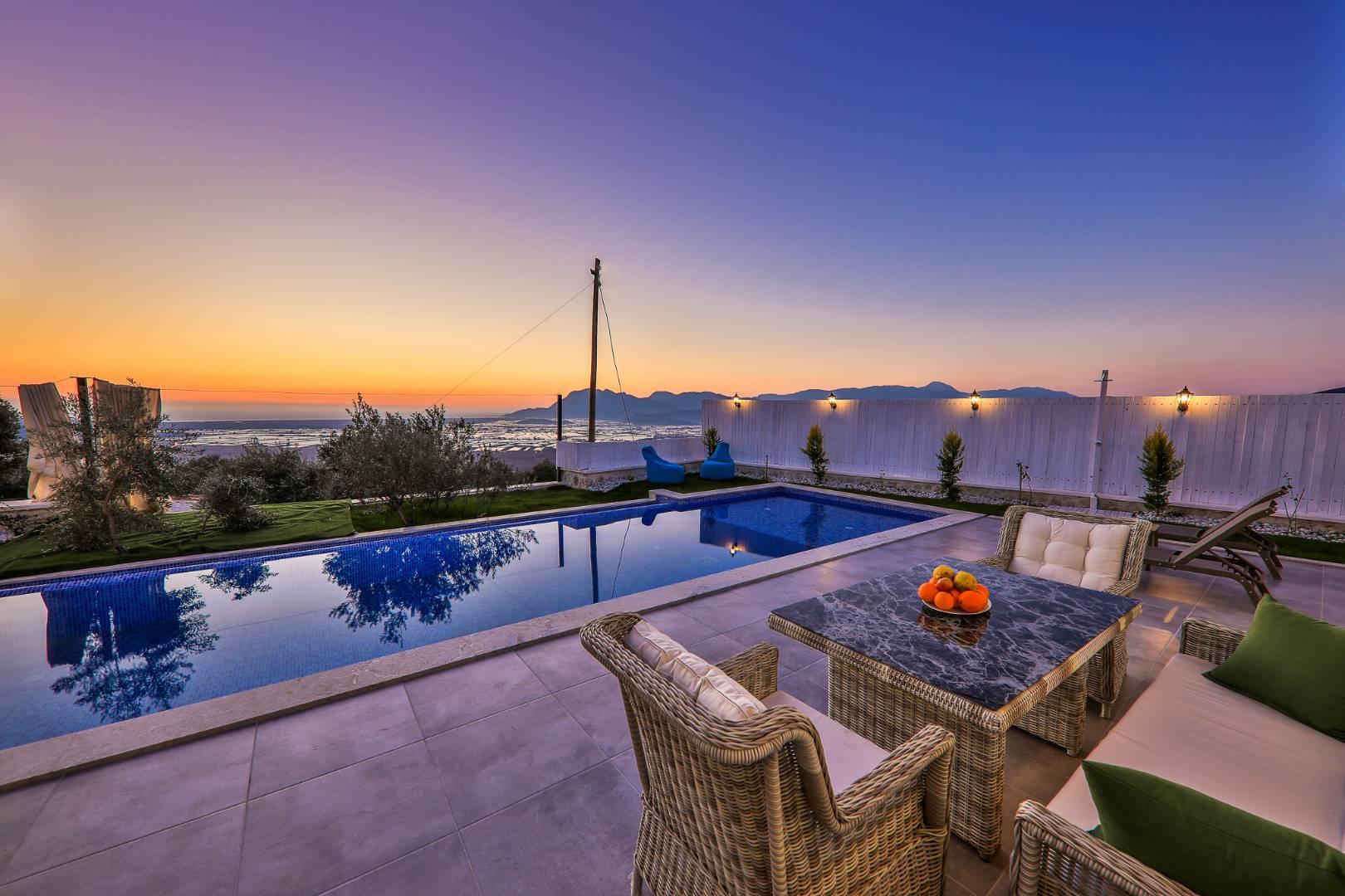 Kaş Üzümlü'de Doğa İçerisinde, Özel Havuzlu, Balayı Villası-42542