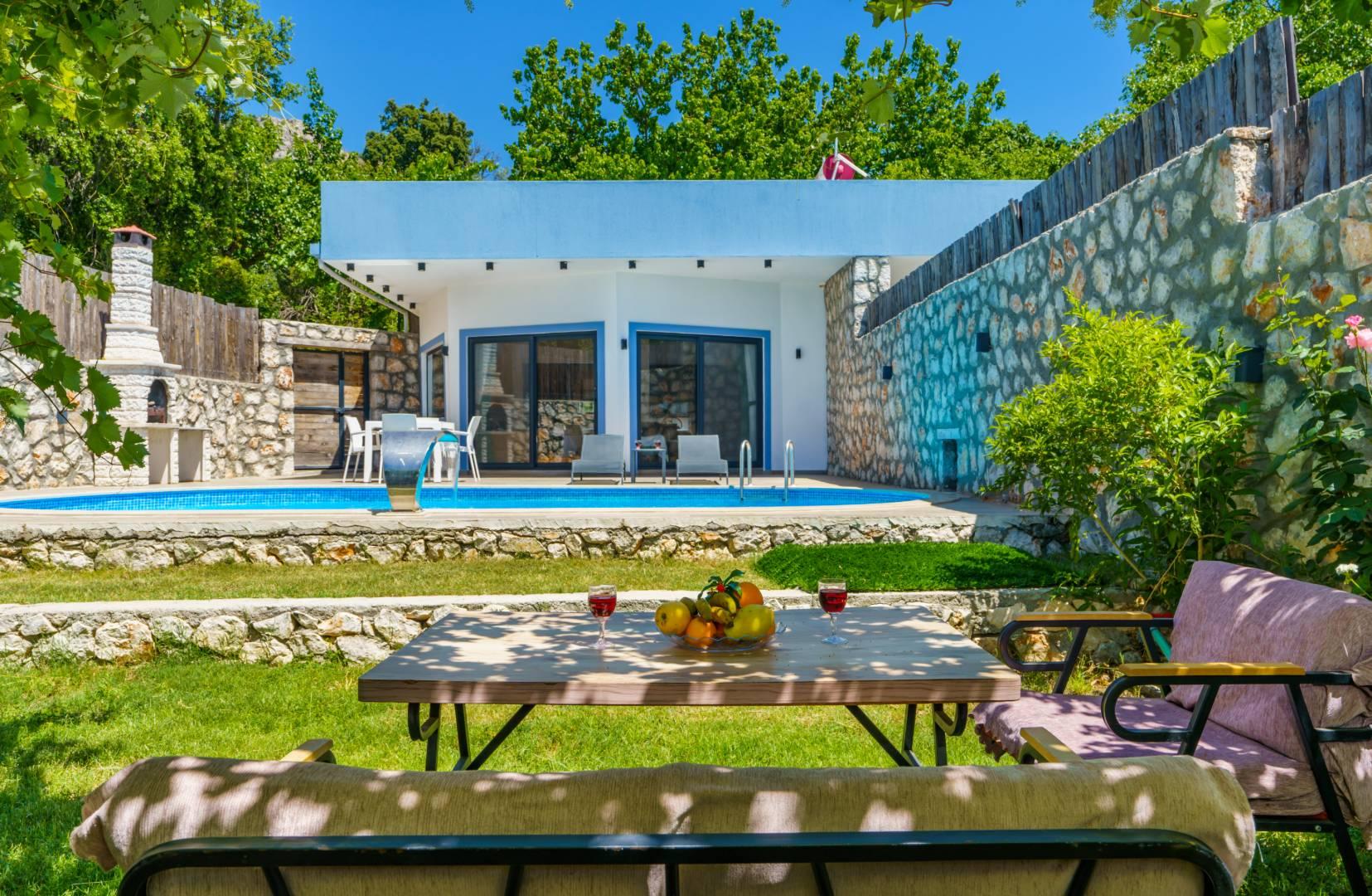 Kaş Üzümlü'de Doğa İçerisinde, Özel Havuzlu, Balayı Villası-43855