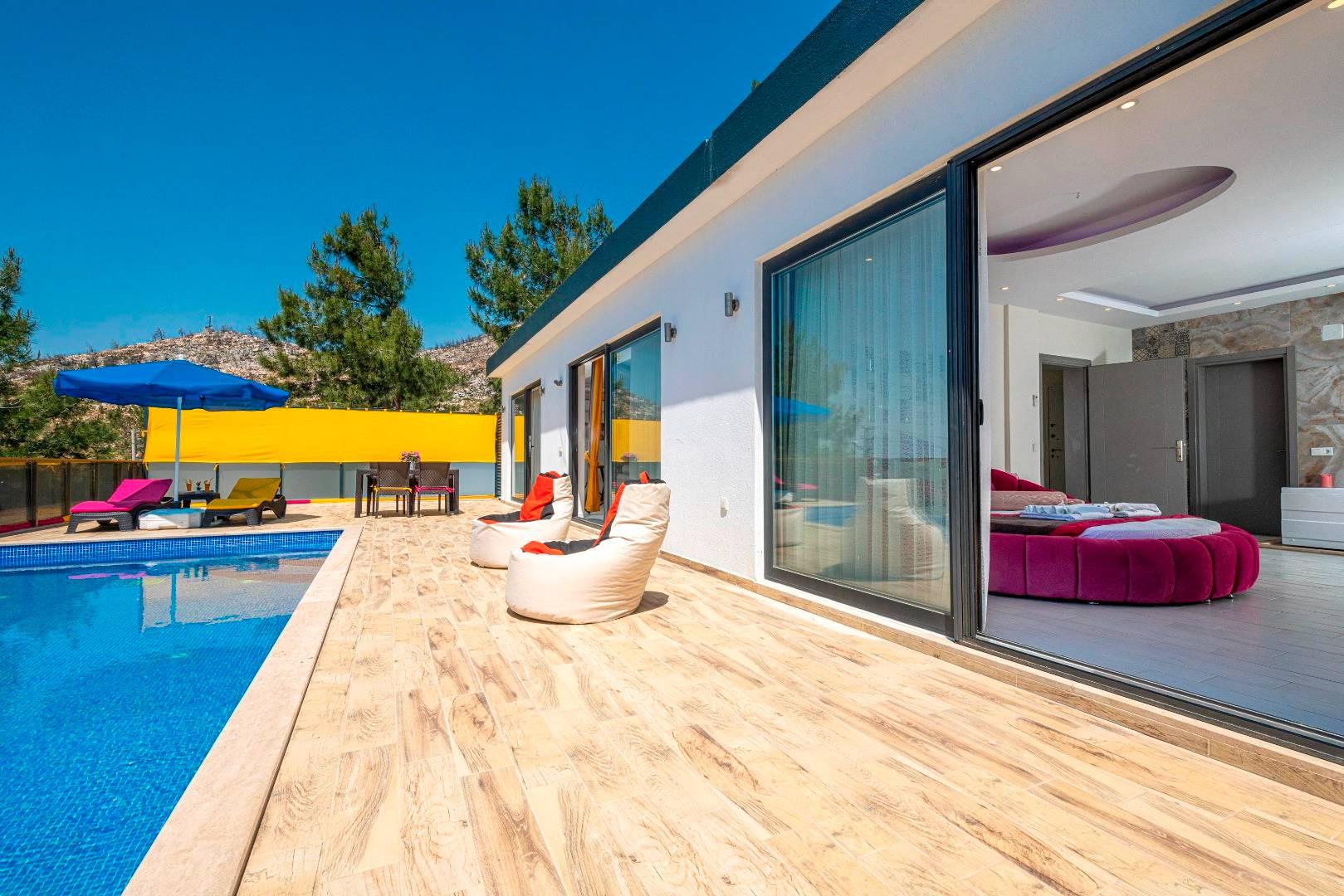 Kaş Üzümlü'de Doğa İçerisinde, Özel Havuzlu, Yazlık Villa-26422