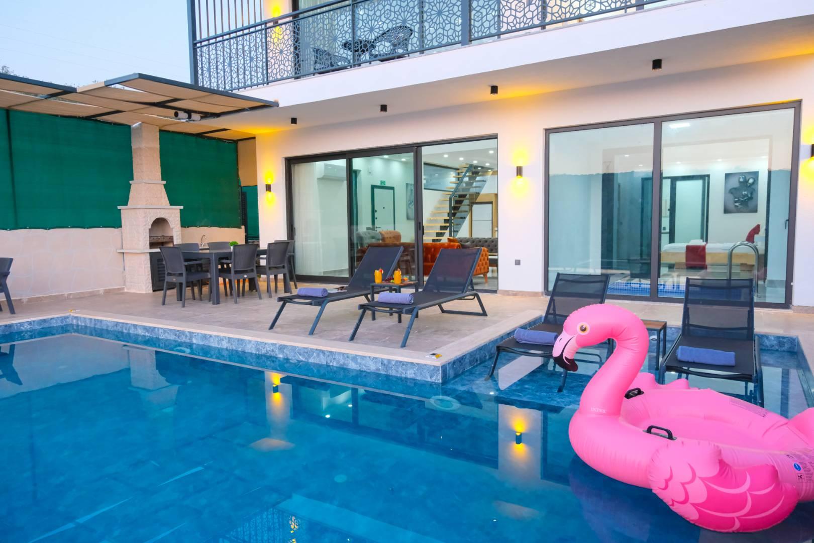 Kaş İslamlar'da Doğa Manzaralı, Isıtmalı Özel Havuzlu, Jakuzili Villa-41272