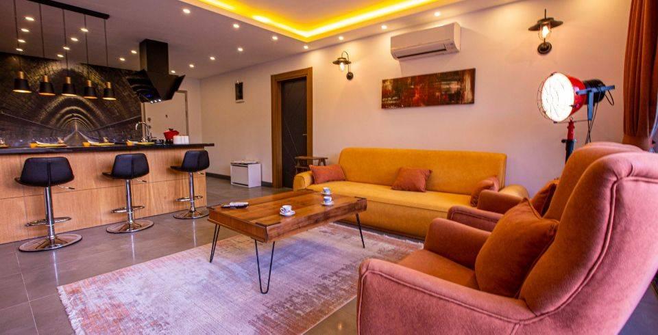 Kaş Üzümlü'de Doğa Manzaralı, Özel Havuzlu, Jakuzili Villa-39930