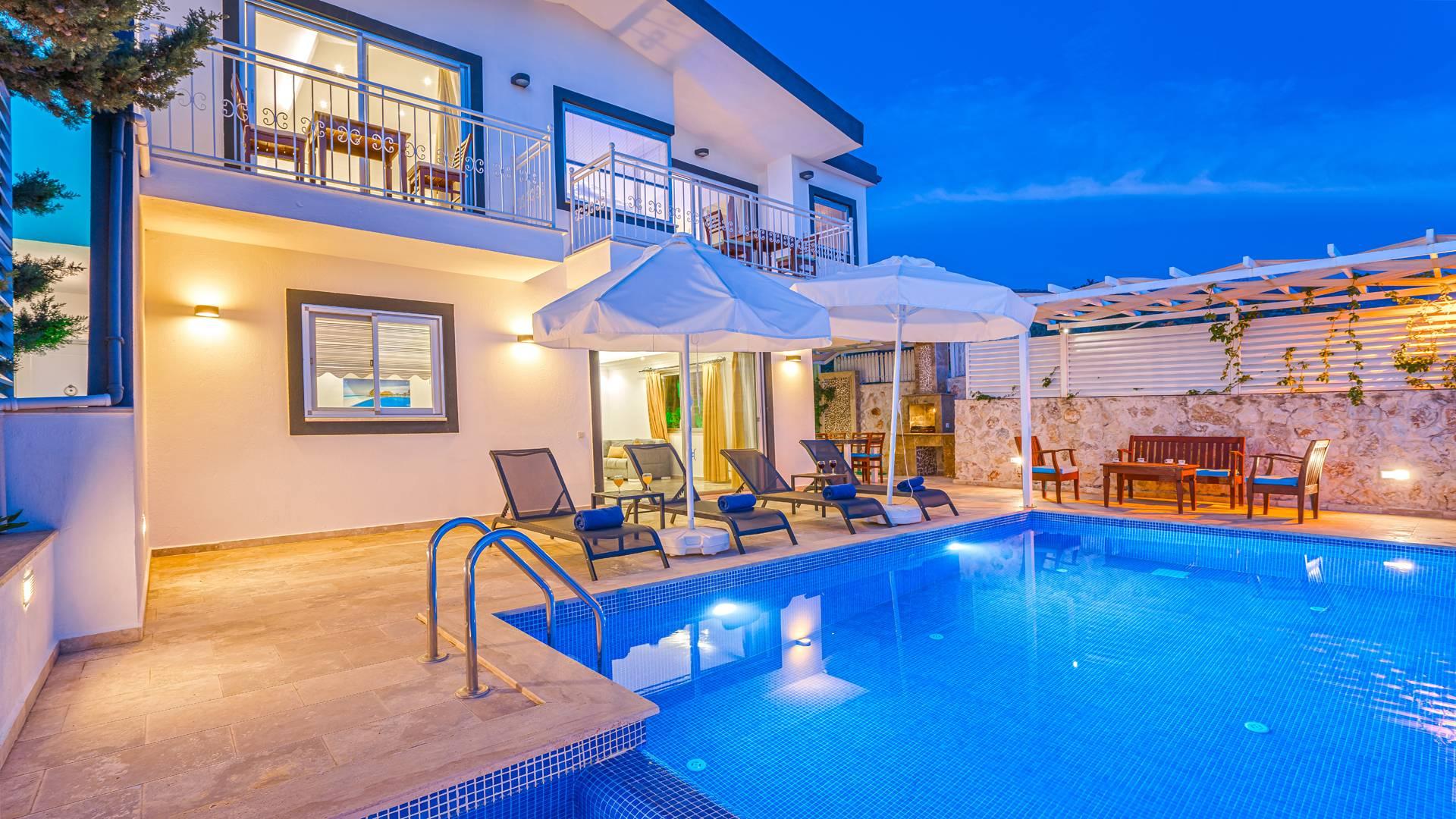 Kaş Üzümlü'de Doğa Ve Deniz Manzaralı, Özel Havuzlu, 2+1 Villa-42970