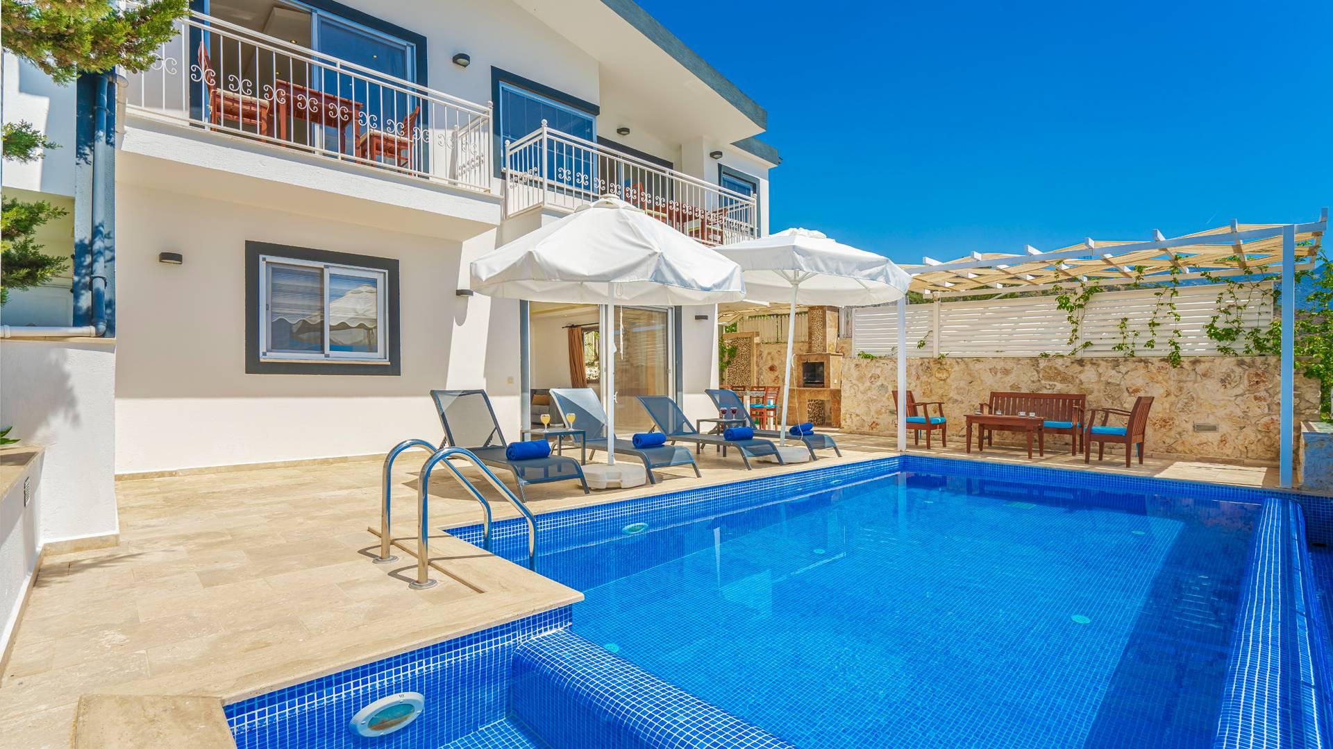 Kaş Üzümlü'de Doğa Ve Deniz Manzaralı, Özel Havuzlu, 2+1 Villa-42970