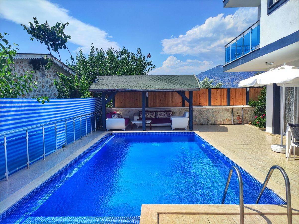 Kaş Üzümlü'de Geniş Ailelere Uygun, Özel Havuzlu, 6 Kişilik Villa-42185