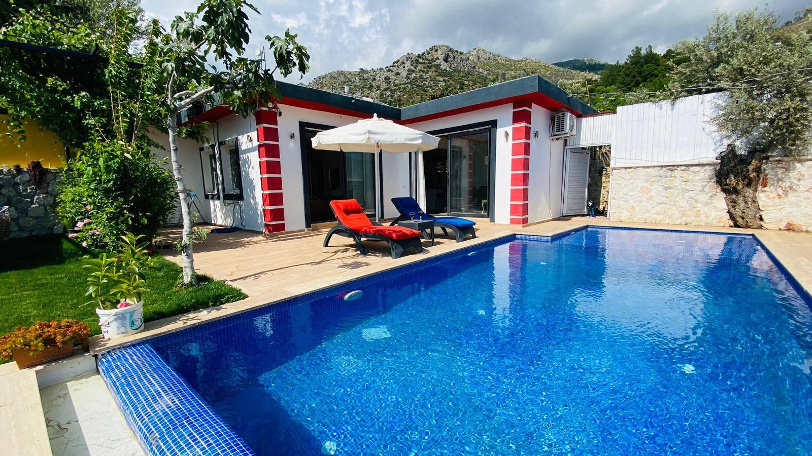 Kaş Üzümlü'de Konforlu Tasarıma Sahip, Özel Havuzlu, 1+1 Villa-42206