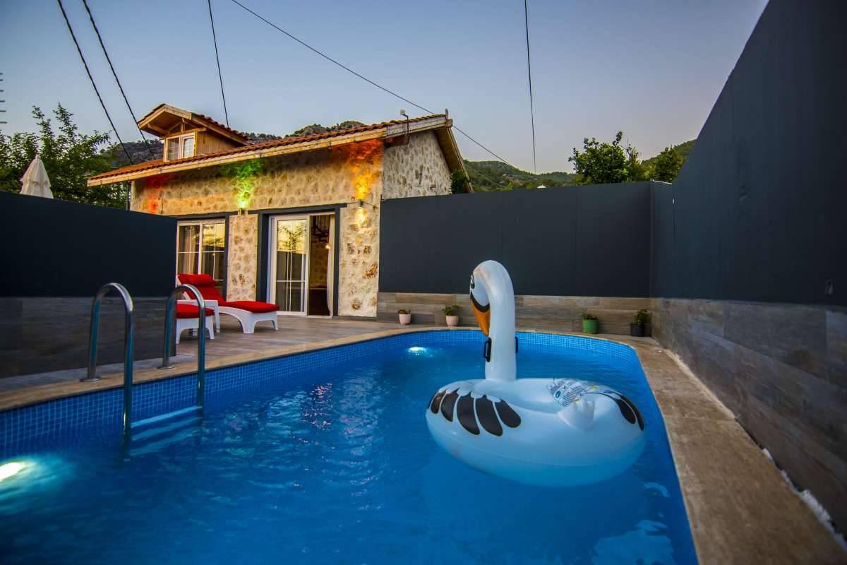 Kaş Üzümlü'de Muhteşem Doğada, Özel Havuzlu, Balayı Villası-42419