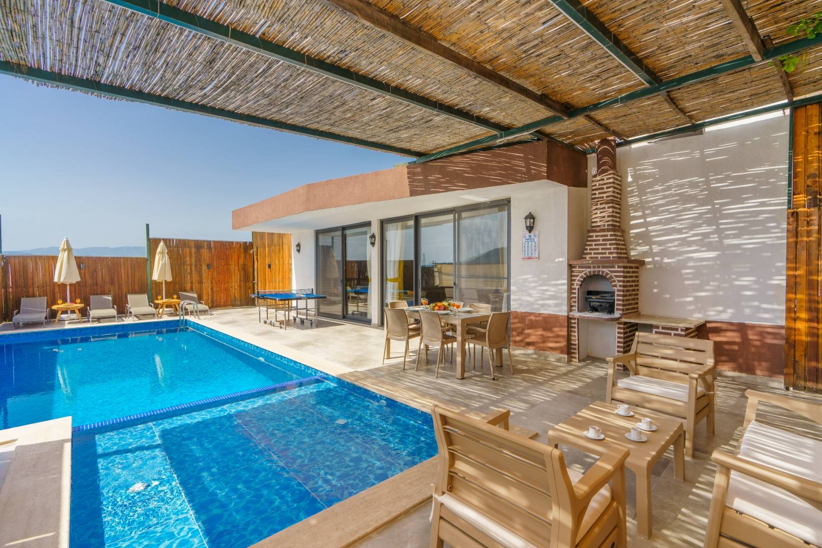 Kaş Yeşilköy'de Sakin Konumda, Özel Havuzlu, Modern Villa