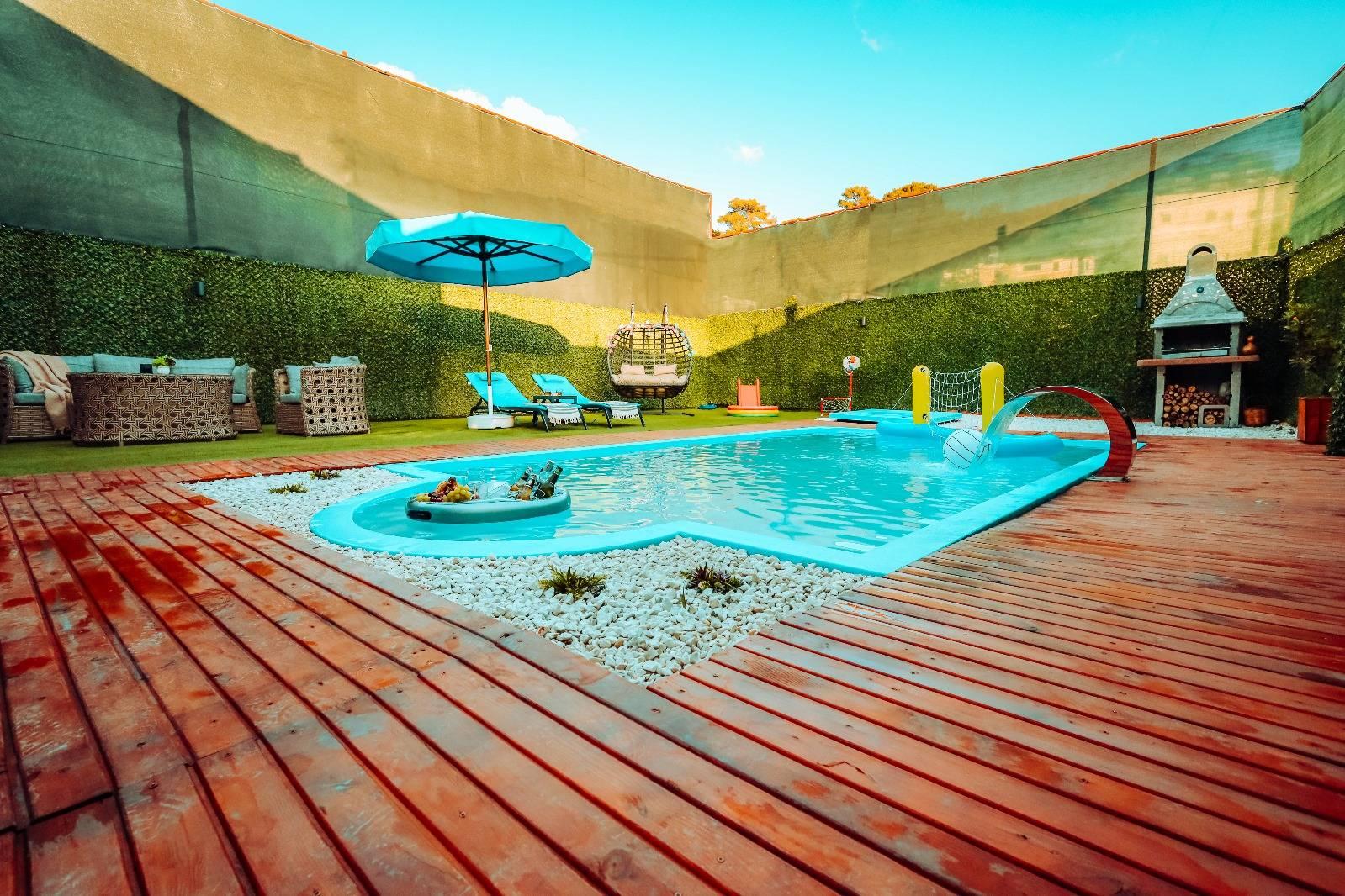 Kaş Yeşilköy'de Minimalist Tasarımlı, Özel Havuzlu, Ahşap Villa-42660