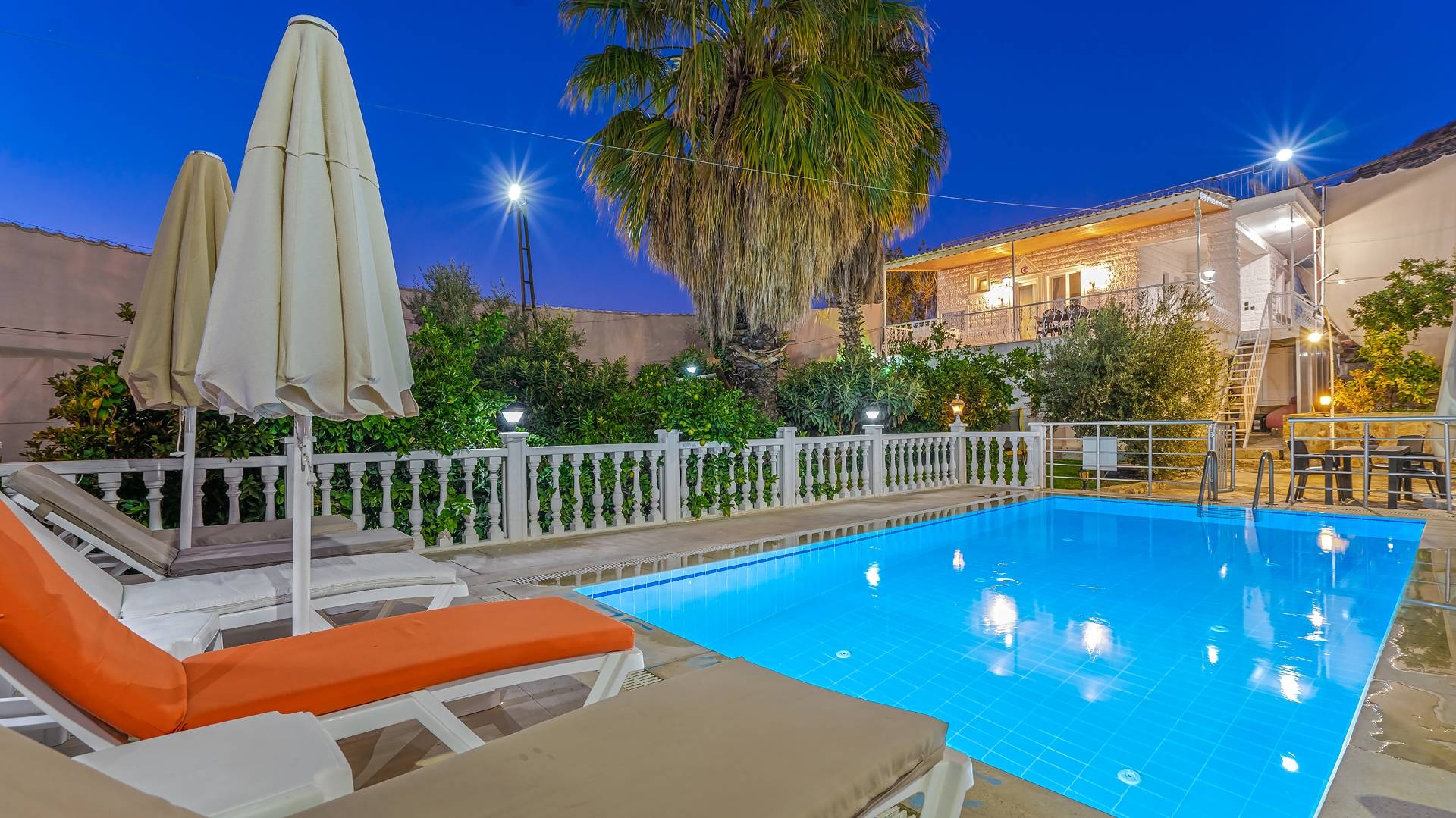 Kaş Yeşilköy'de Muhteşem Doğada, Özel Havuzlu, Tatil Villası