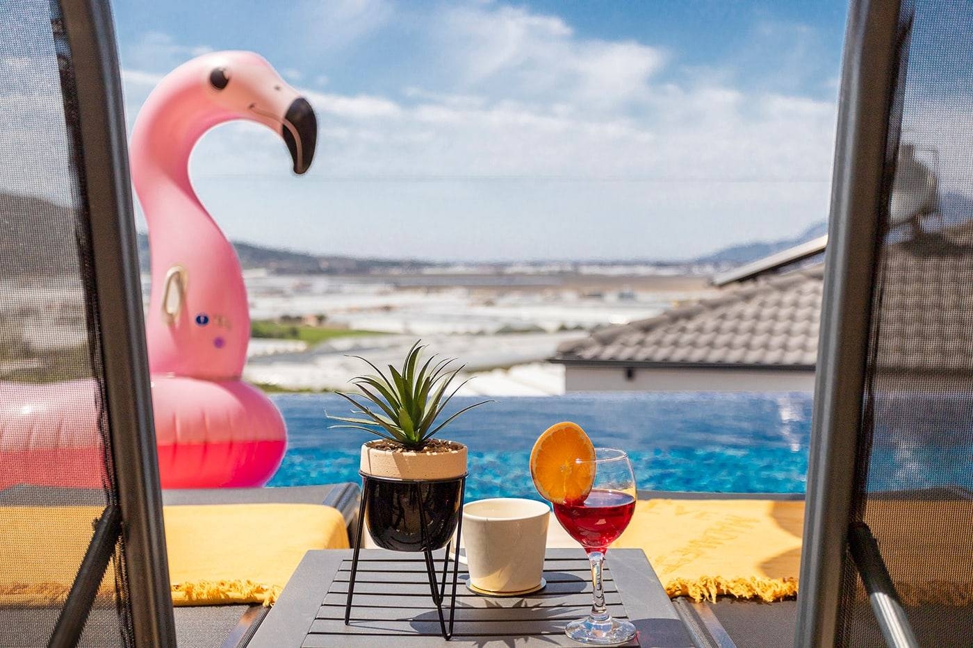 Kaş Yeşilköy'de Nezih Konumda, Özel Havuzlu, Sinema Odalı Villa