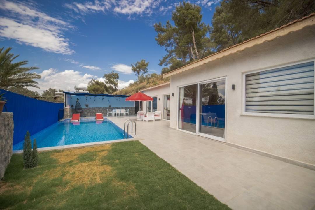 Kaş Yeşilköy'de Sessiz Konumda, Özel Havuzlu, Balayı Villası-43583