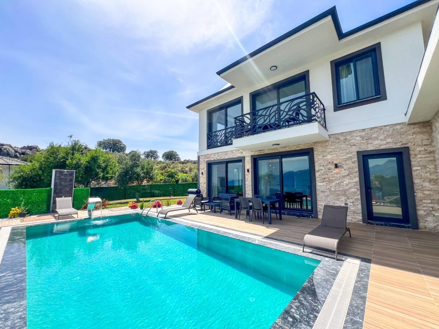Fethiye Kayaköy'de Huzurlu Doğada, Özel Havuzlu, Modern Villa-42635