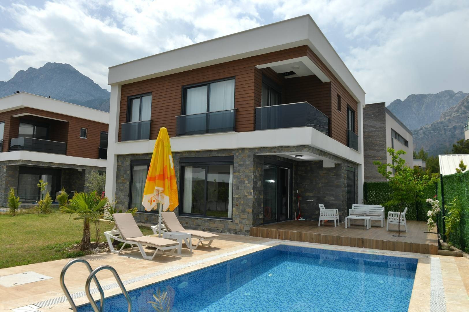 Kemer Göynük'te Geniş Ailelere Uygun, Özel Havuzlu, Konforlu Villa