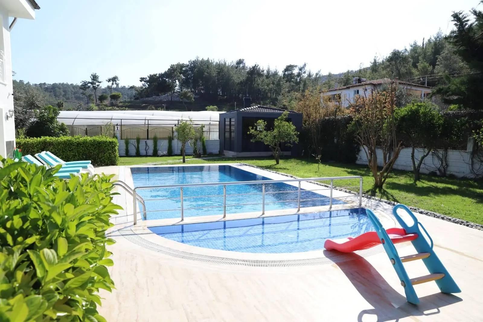 Kemer'de Doğa İle İç İçe, Özel ve Çocuk Havuzlu, Bahçeli Villa-16810