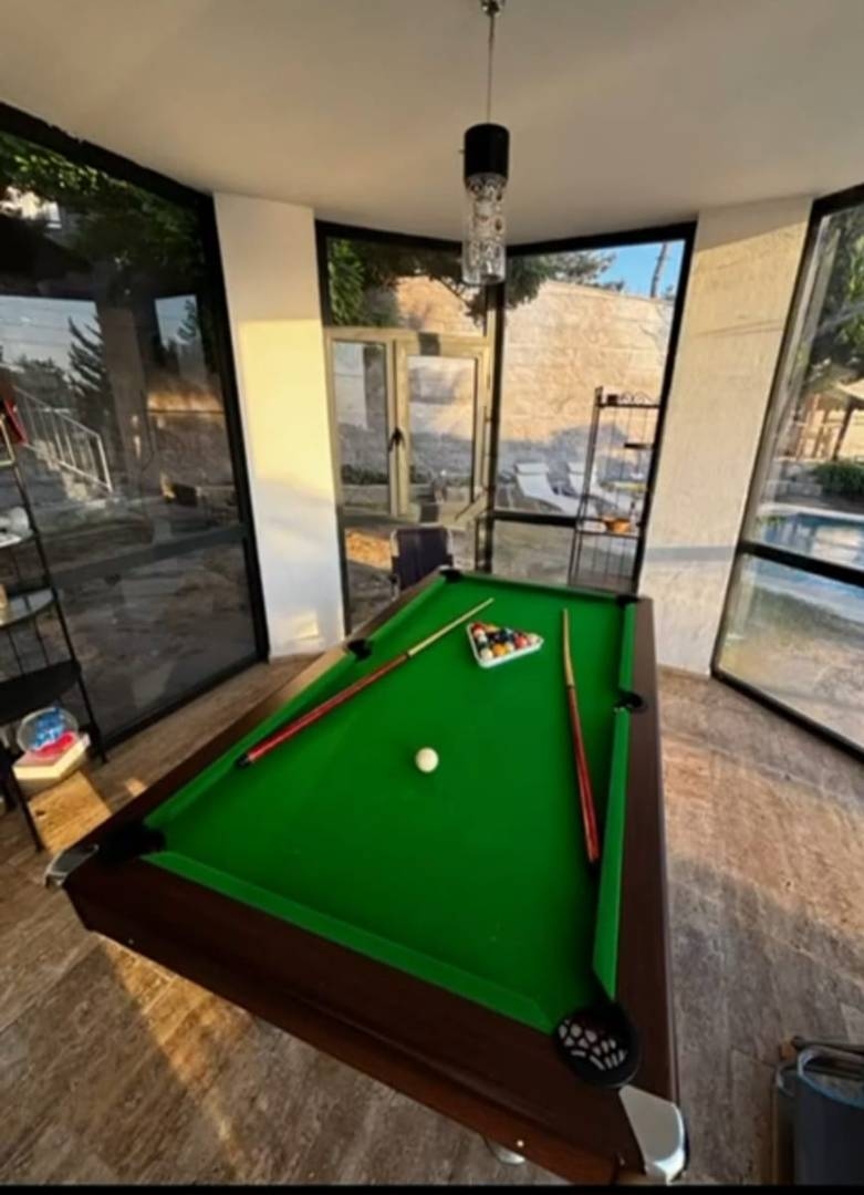 Kuşadası Soğucak'ta Merkezi Konumda, Özel Havuzlu, Lüks Villa