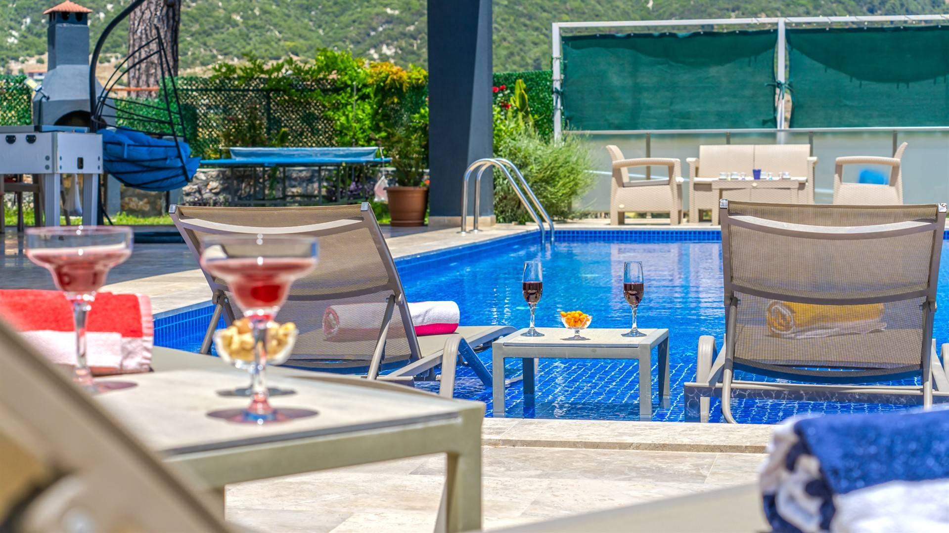 Kaş Sarıbelen'de Balayı Çiftlerine Uygun, Özel Havuzlu, Tatil Villası-38226